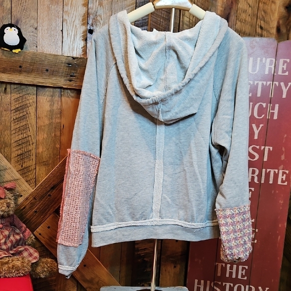 Oli & Hali Gray and Pink Patchwork Hoodie - Picture 5 of 7